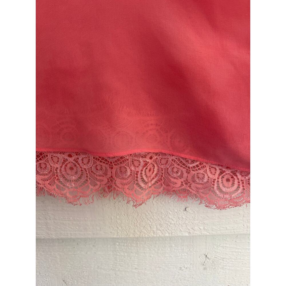 Mine Pink Sleeveless V-Neck Blouse Lace Detailed Hem Lightweight Top L - Picture 6 of 8
